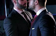 gay movies männer herren gut gesicht zeug für herrenmode frisuren schöne hintern anzüge kerle gekleidete mode