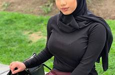 jilbab hitam arab jilboob hijabi cantik hijaber