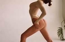 ren dancer alexisren brunette stretching cartagena sexiest fappeningbook aznude