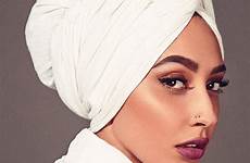 muslim model fashion hijab mariah idrissi wearing beauty women girl major headscarf modest scroll down