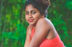 sri lankan sexy hot girl model sl lanka piyumi actress fashion twitter models srilanka plus google