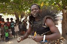 afrikansk traditionell zambia lozi medicine ritual cofee malawi valsar