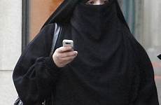 niqab arab oni muslim burka london acid throws developments innocent unprovoked sharia clad managed attacked did