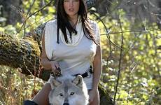 women american wolf native indian girl wolves beautiful girls animals photography country raoul paris lady visit saved choose board beauty