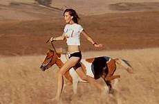 horses jogging ponies gymwear oysho riders mentira padres wfmu weloversize