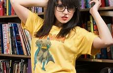 librarian nerdy librarians chicas geek lentes lindas batgirl batman