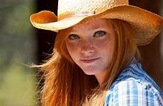 headed redheads ginger redheaded freckles haired rubio teñido rebellion colette myconfinedspace prettygirls omachoalpha
