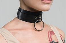 submissive submissives halsband schwarzes leder kragen