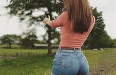 tight jeans twitter total