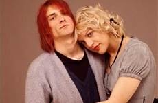 courtney love kurt cobain 1992 michael fanpop photographed levine nirvana reasons period sex do saved