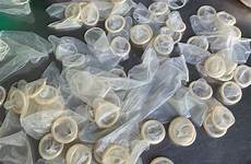 condom condoms bust recycled preservativi disgusting resale uncovers recycling rivenduti lavati usati duong binh venivano scoperta globalnews repackaged unsuspecting resold