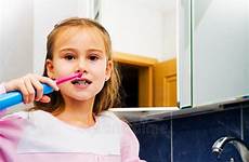 brushing tanden borstelen
