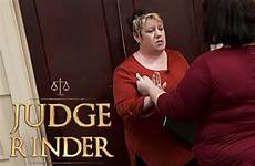 landlady hug tenant judge her