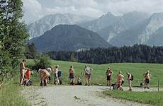 wandern nudisten alpen