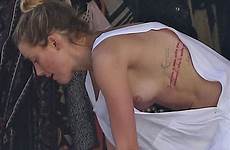 amber heard nude slip nip tits oops fappening sexy boob naked bare hot her adult panties garage thefappening paparazzi half