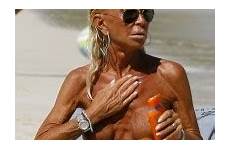 versace donatella ei aparitiile sanii desi plaja cei pur blonda mari supla simplu perfecte applies tanning barts tanned