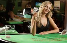 blackjack female players dealer nz