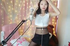 chinese cam dancing sexy girl