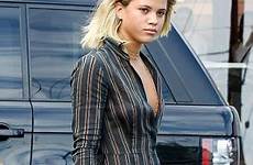 plunging dress sofia nip slip blonde young girl petite richie striped split showing little oops shirt off justin bieber long