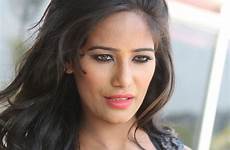 poonam hot pandey cleavage deep actress indian spicy movie latest