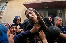 palestinian palestinians israeli israelis clashes gaza refugee cease agreeing anati killed mohammed grieved troops