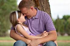 daughter daddy father family photography dad cuddle daughters cute mother baby posing choose board toddler fall kids