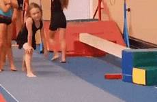 funny gifs gymnastics fail fails gif gifdump daily twistedsifter gymnasts reddit relate only has hear arrived pizza delivery when memes