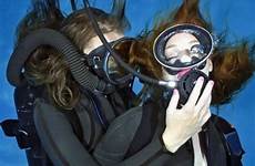 scuba diving wetsuit women mask girl underwater antique latex suit woman swimming rubber girls divers sensory anesthesia lesbian diver gas