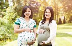enceintes asiatiques asiatique femelle
