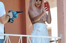 naked emily ratajkowski balcony old pink model year neoadviser photographed photographing herself wig middle while head top