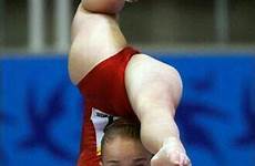 gymnastics gimnasia olímpicos atletas olympic acrobatics flexibility jb atletismo gimnasio deportistas poses fútbol acrobatic