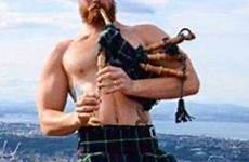 kilts kilt highland glasgow bagpipes bearded hair bagpipers kilted highlander tilted highlands attractive bosguy lazenby そう 見え