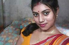 bhabhi cleavage petty
