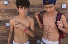 meninos martir adolescentes gay shirtless garotos cueca novocom crianças