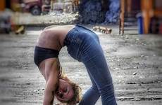 contortionist flexibility woman