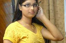 girl desi cute hot indian beautiful jeans girls teen shirt innocent actress aunties bollywood university city wallpapers aunt glasses meye