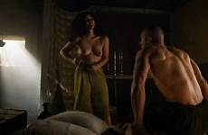 emilia clarke thrones nude game rayann meena sexy actress stone voice videos video videocelebs