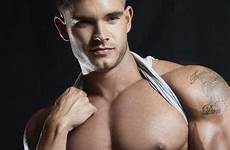 hunks muscular bodybuilder colin physique shivers
