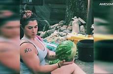 watermelon thighs her crushing girl