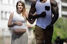 pregnancy interacial biracial beardedmoney exercising taller timmieblaze casais casal salvo