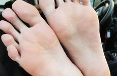foot toe