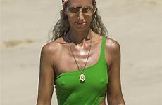 victoria hervey lady pokies beach swimsuit barbados cameltoe celeb green nackt nude aznude cheeky sunny unwinds cutout thefappening hawtcelebs recommended