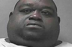 fat man stomach florida drugs deputy hid under