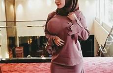 ukhti hijab arab muslim curvy susu hijabi nonjol kuli gemes iranian terbarunya crott boke pilih papan