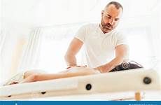 masseur manipulations massage communicate patient client doing back man men