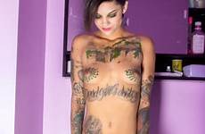 bonnie rotten pissing peeing