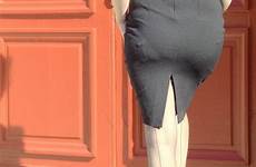 bumps garter suspender suspenders nylons bump nylon visible bas over lumps jupe talons 1519 derrière