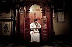 confession priests confessional aleteia confessione priprema accostarsi