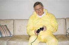 gamer grandpas retirement spend grandpa
