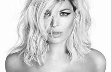 fergie topless twitter thefappening